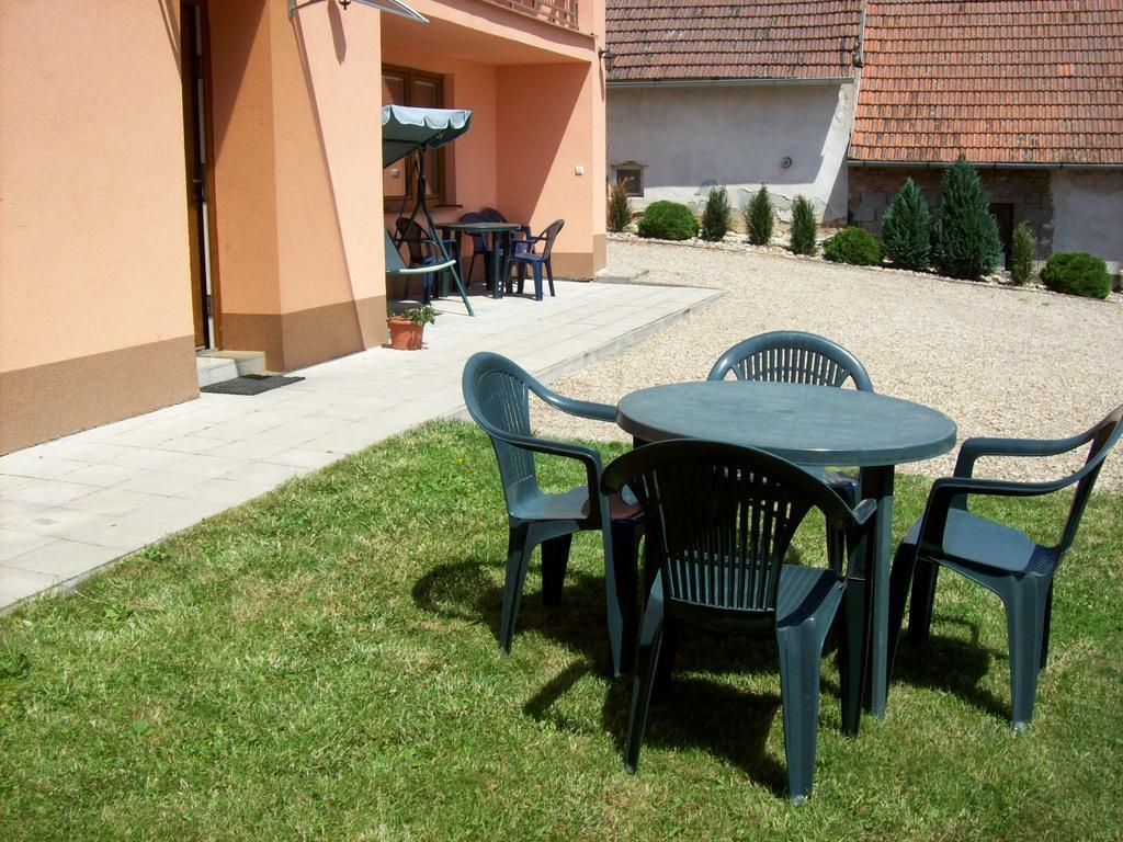 Ubytovani U Lysonku Klentnice Exterior foto